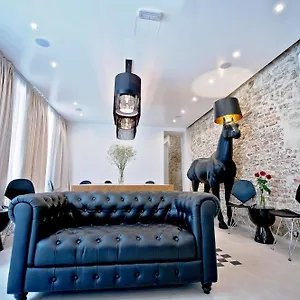 Hotell Jupiter Luxury